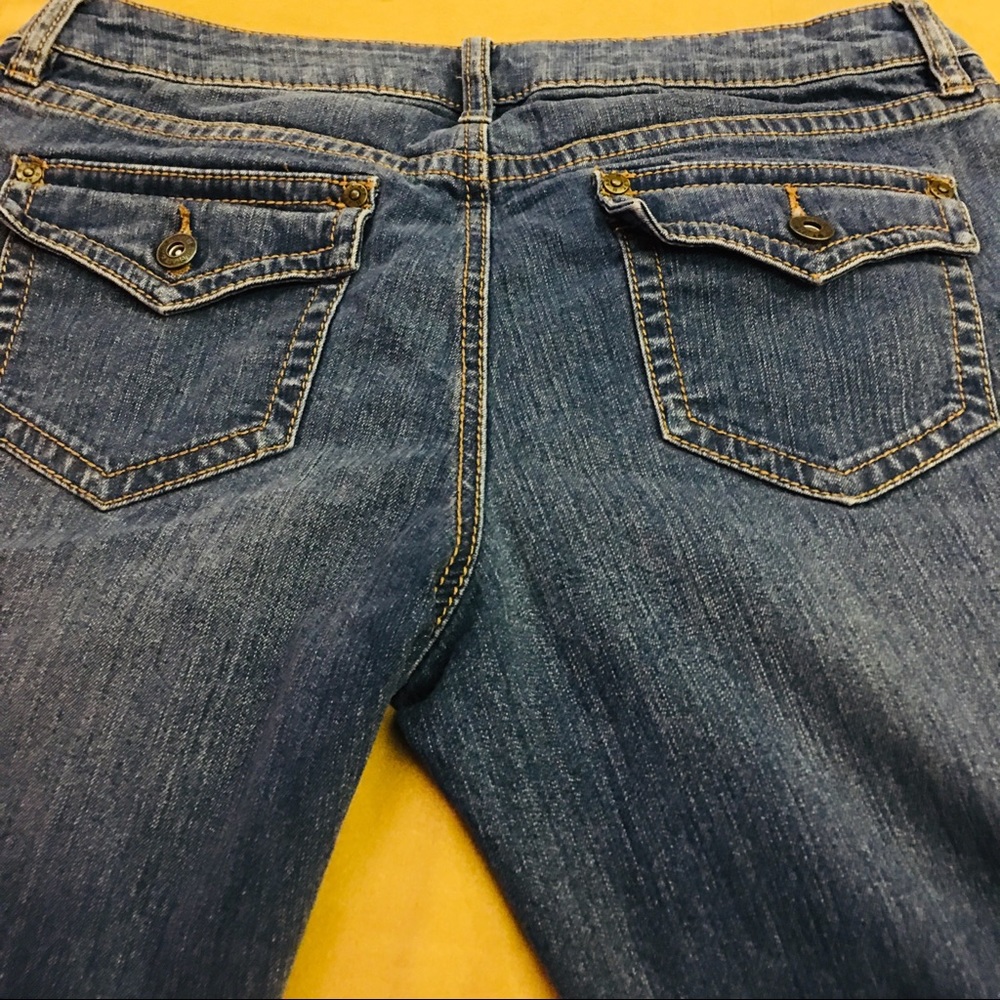 Blue jeans - Picture 3 of 3